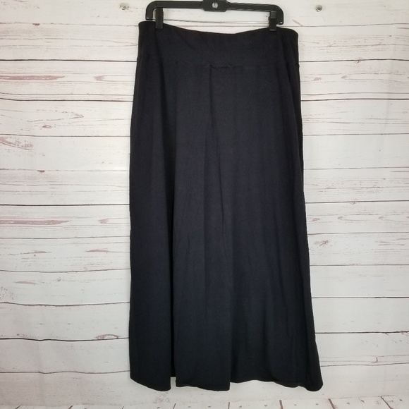 Lane Bryant Dresses & Skirts - Lane Bryant Women's 14/16 Black Maxi Skirt